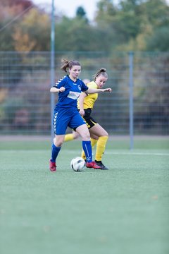 Bild 275 - F SSC Hagen Ahrensburg - SV Frisia 03 Risum-Lindholm : Ergebnis: 2:0